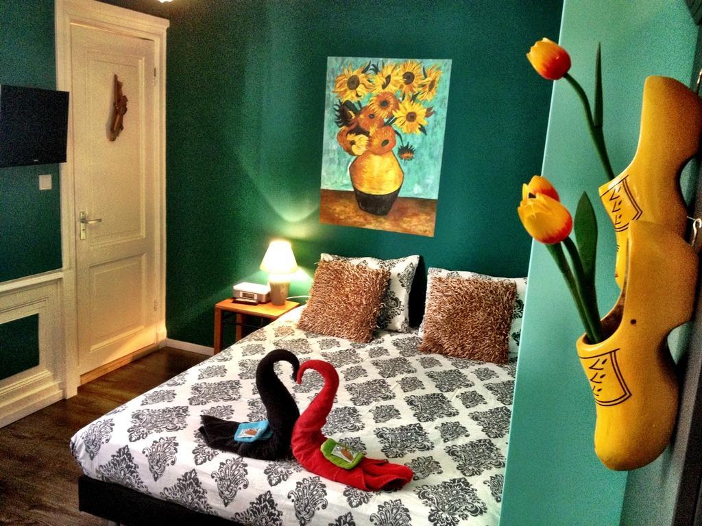 Tulip Of Amsterdam Bed & Breakfast Phòng bức ảnh